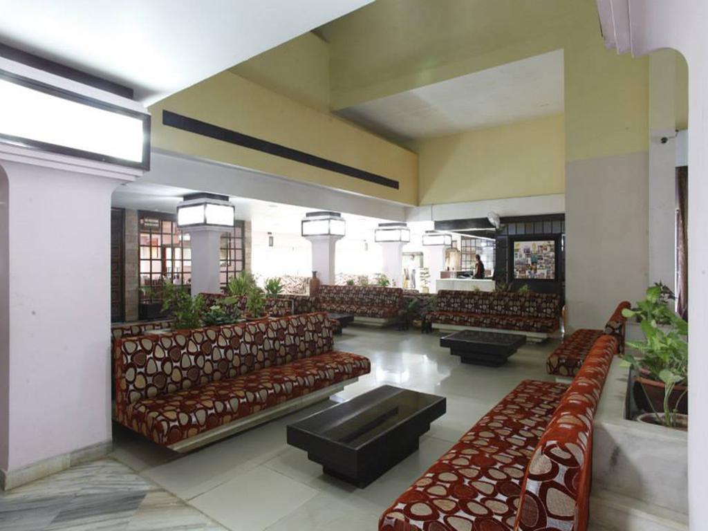 Hotel Kalinga Ashok Бхубанешвара Экстерьер фото